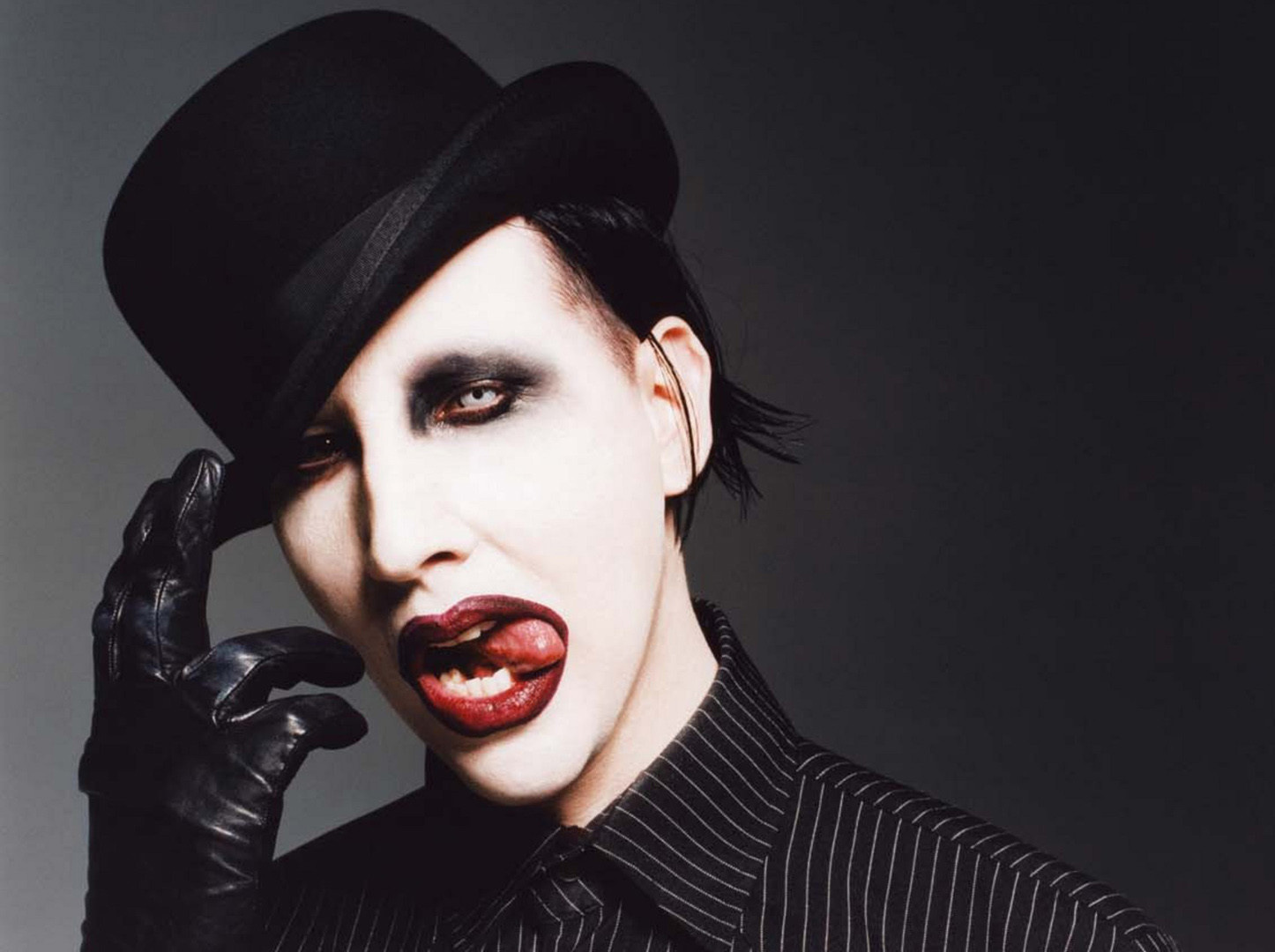 Rock's 'Gothic Chameleon' Marilyn Manson sets his sights on an intimate  show at the Casino Ballroom